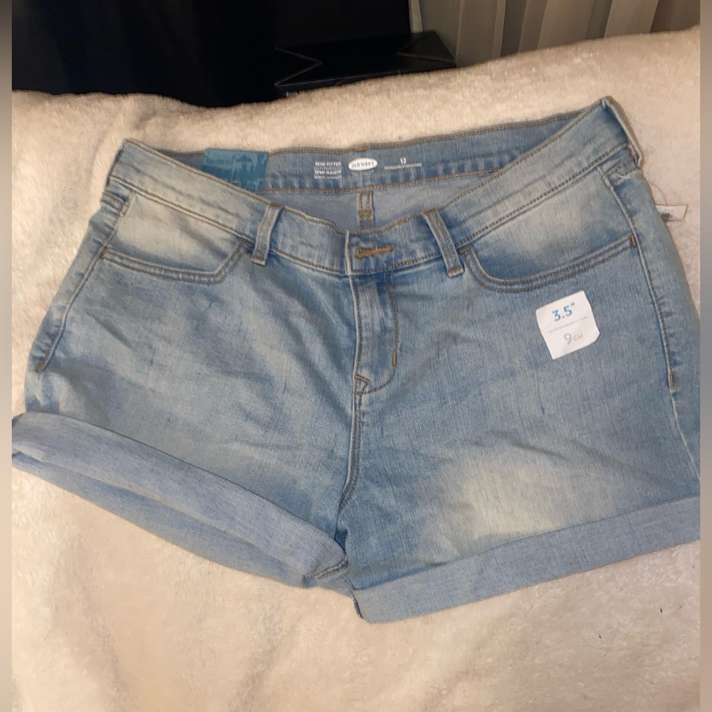 Old Navy 12 Regular Semi Fitted Shorts 3.5” / 9cm